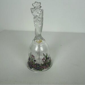 NIB – VTG (1992) Avon Floral Fantasy 24% Full Lead Crystal Bell
